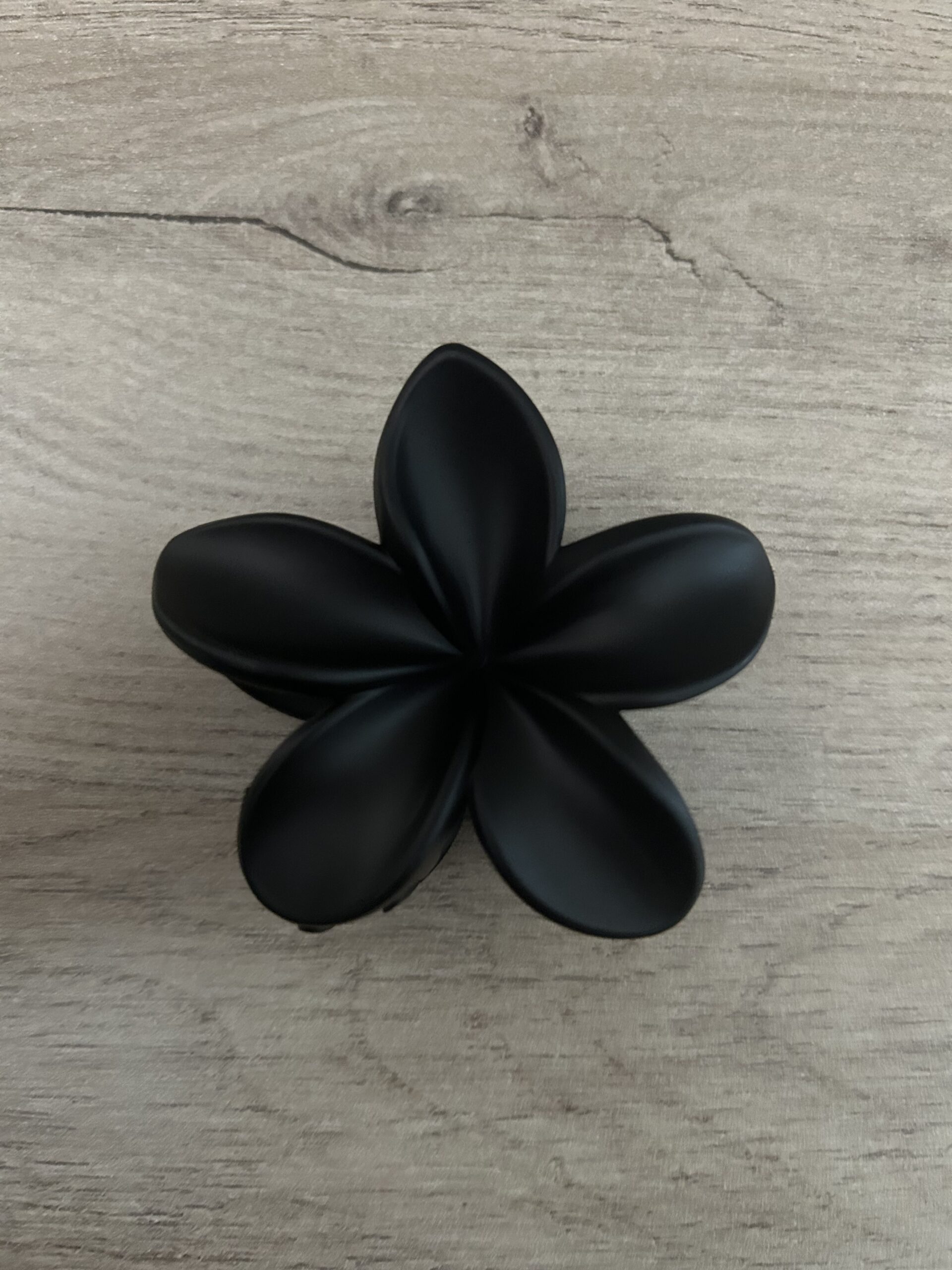 Pince à cheveux fleur — coloris noir – Image 4