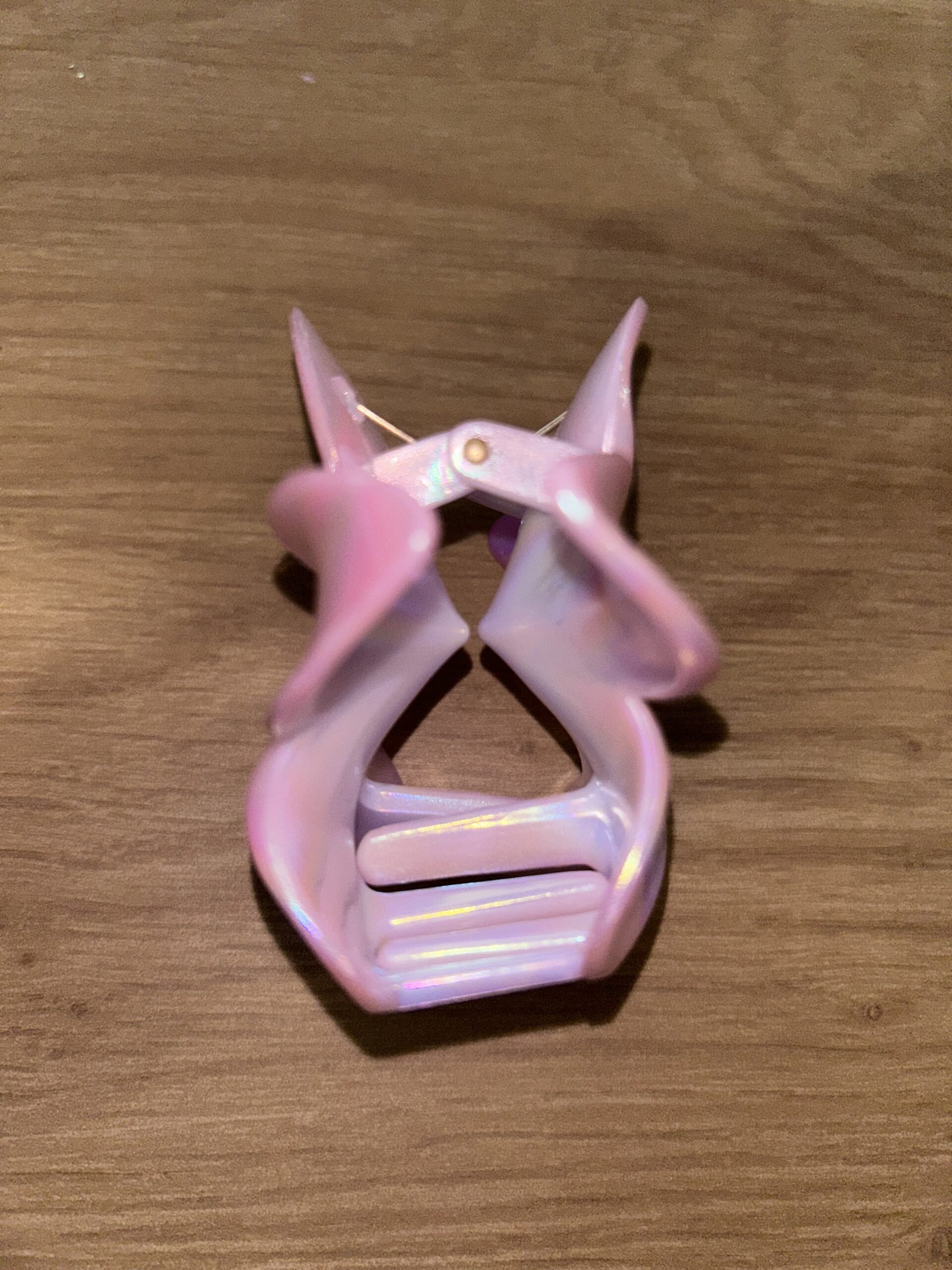 Pince à cheveux fleur — rose pastel irisé – Image 3