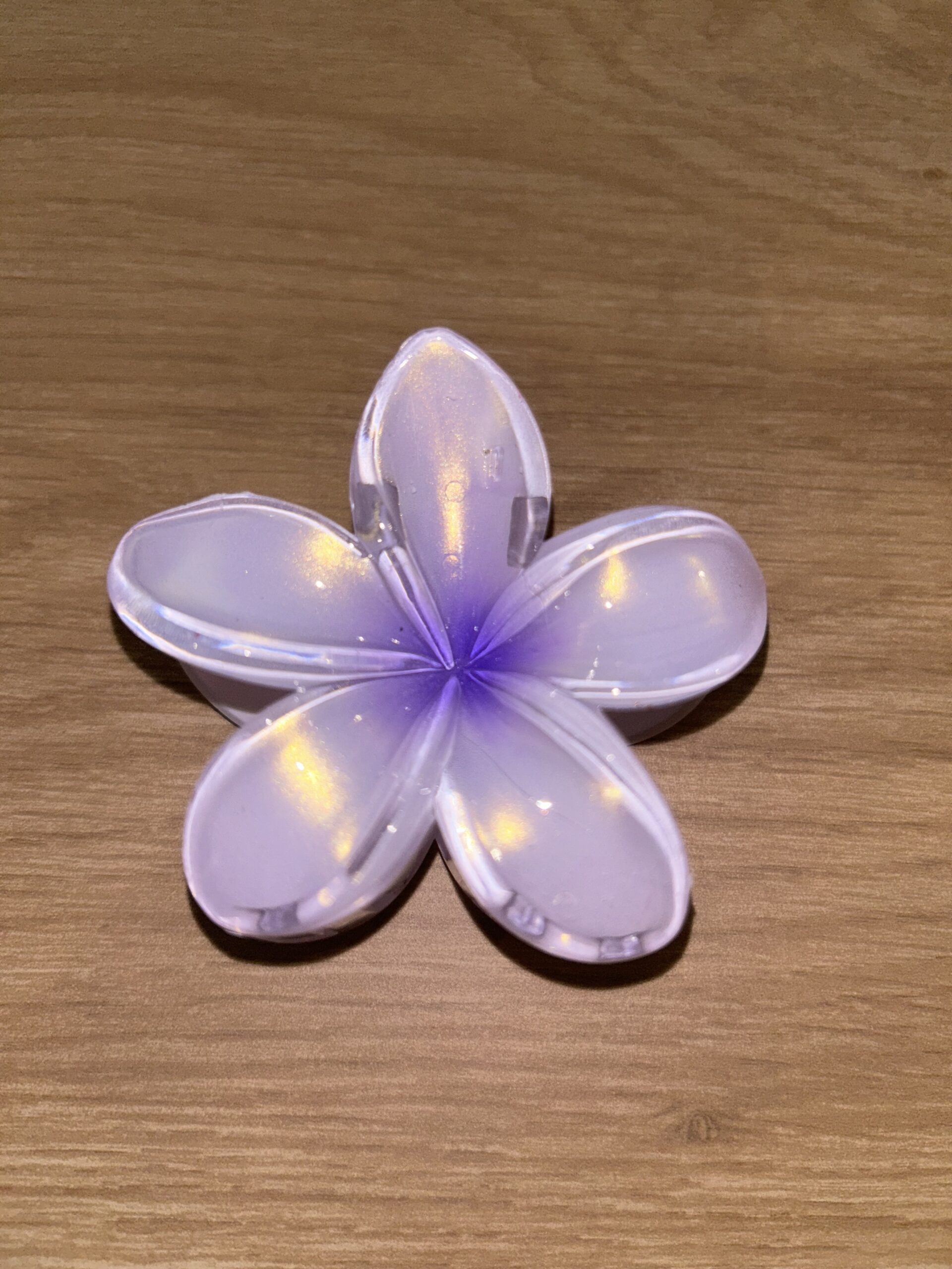 Pince à cheveux fleur — lilas pastel nacré