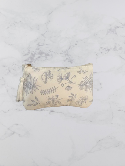 Trousse plate — motif botanique blanc