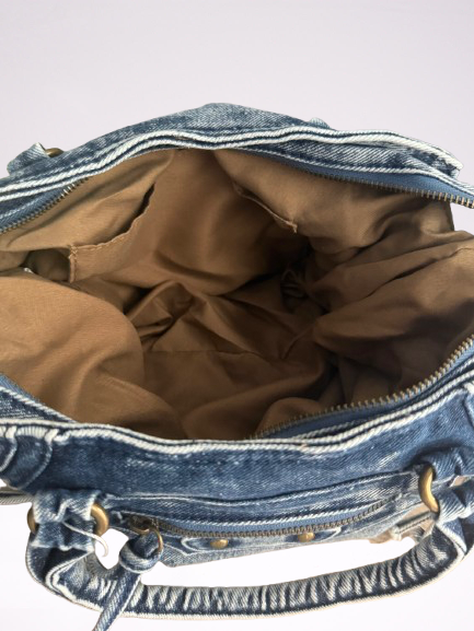 Sac à main en jean claire – Image 4